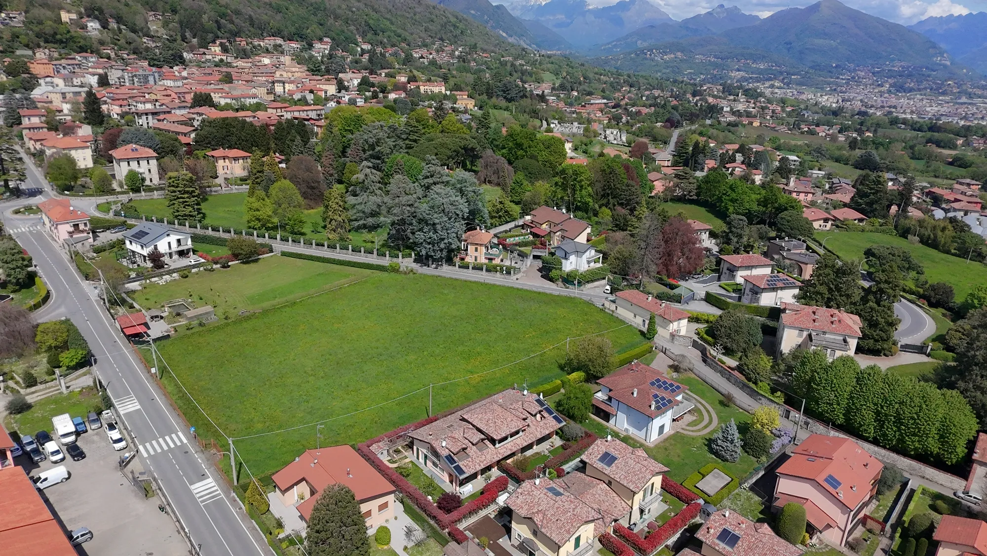 Terreno ad Albavilla sul quale verrà costruita una villa dalla Casalino Engineering