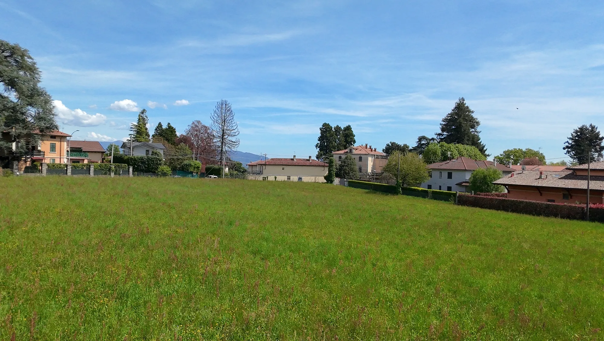 Terreno ad Albavilla sul quale verrà costruita una villa dalla Casalino Engineering