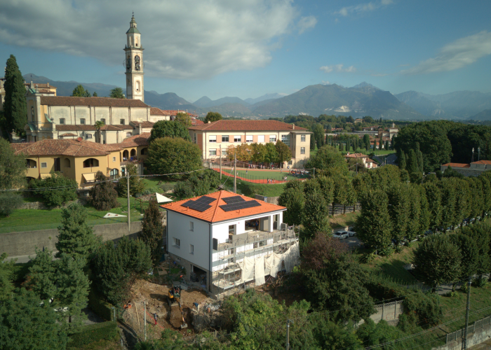 Render di un edificio completamente ristrutturato ad Inverigo, in provincia di Como. La ristrutturazione è ad opera di Casalino Engineering