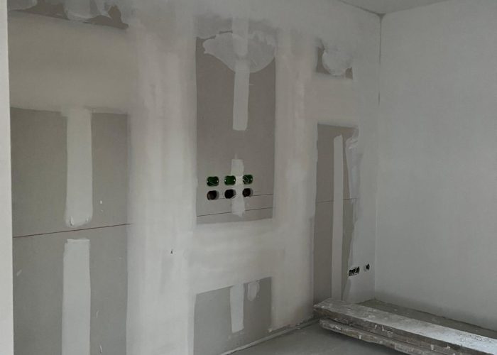 Finiture interne ultime ai lavori di Casalino Costruzioni.